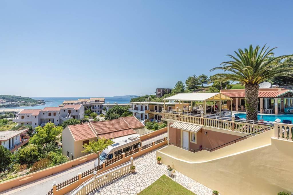 Kapetanios Apartments Agios Stefanos Avliotes  Luaran gambar