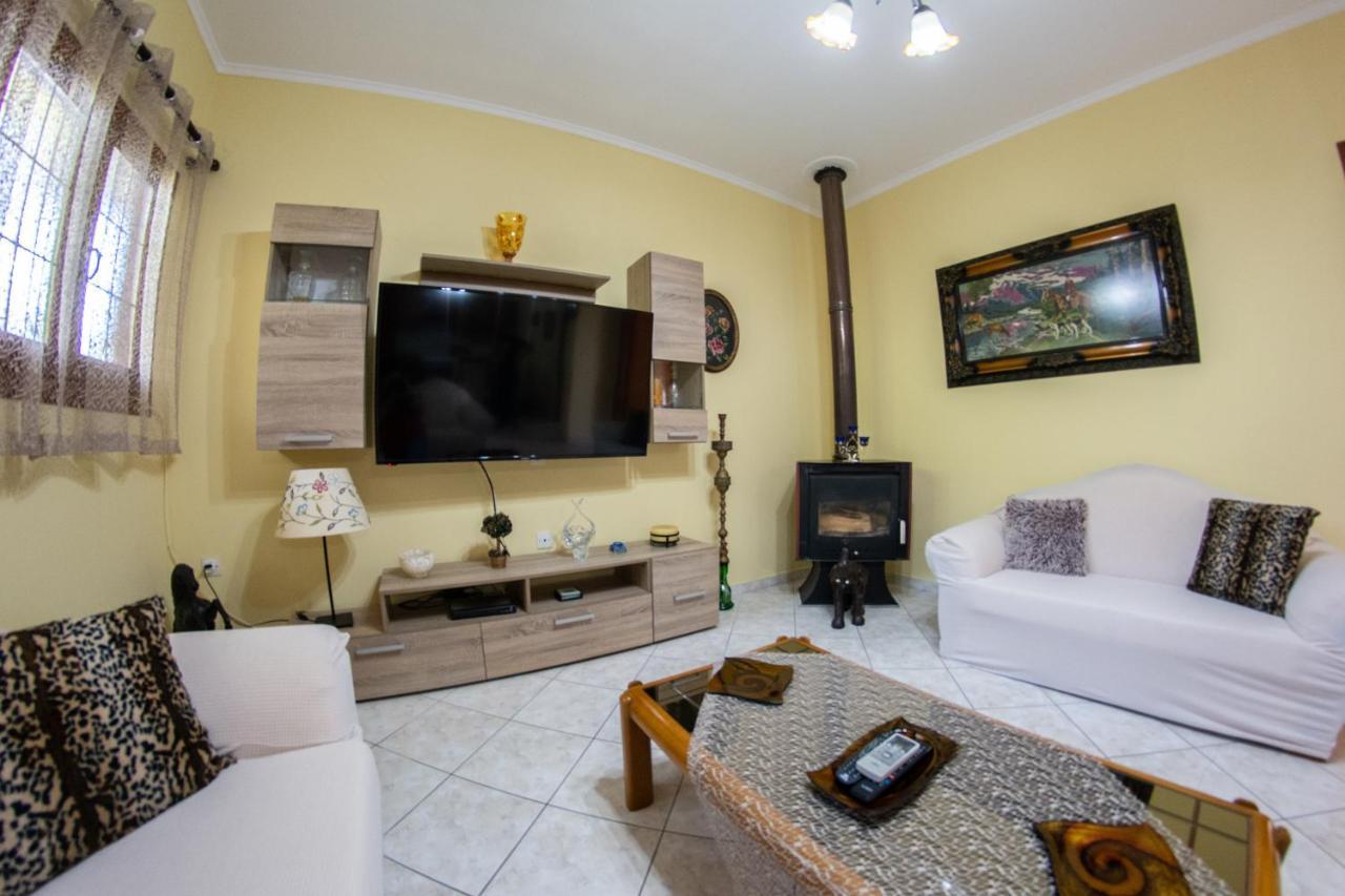 Kapetanios Apartments Agios Stefanos Avliotes  Luaran gambar