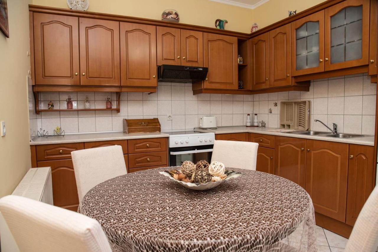 Kapetanios Apartments Agios Stefanos Avliotes  Luaran gambar