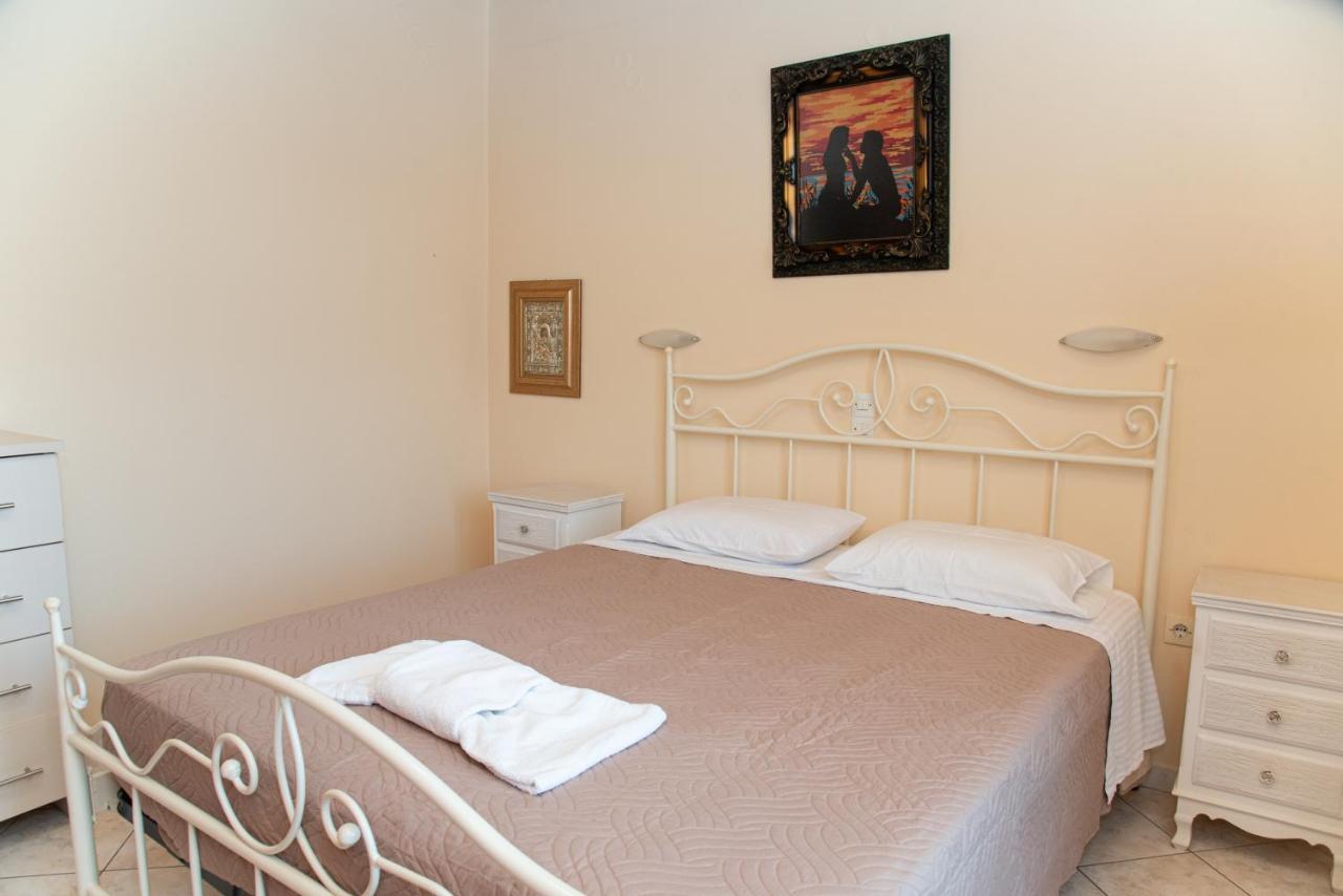 Kapetanios Apartments Agios Stefanos Avliotes  Luaran gambar