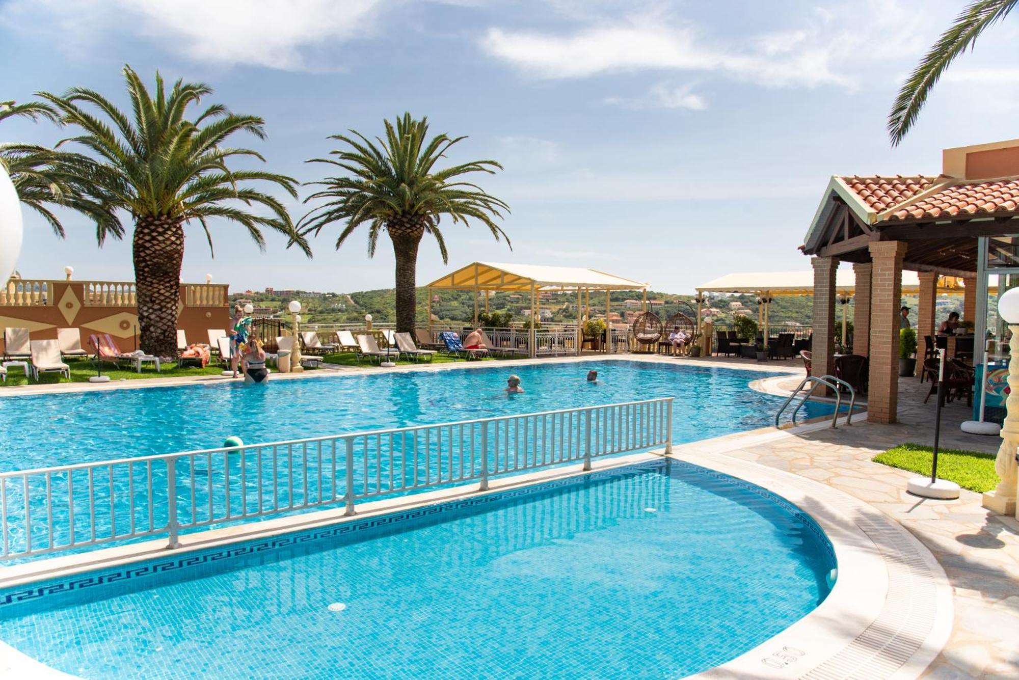 Kapetanios Apartments Agios Stefanos Avliotes  Luaran gambar